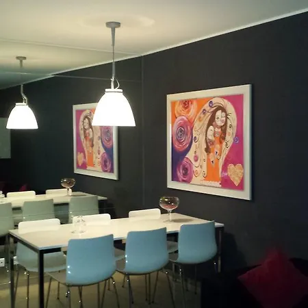 Fozpalace Apartment *